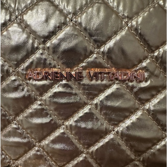 NWT Adrienne Vittadini carry on tote - Picture 2 of 4